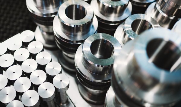 Spécialiste en pièces métalliques : l'art de l'acier européen